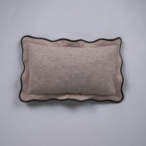 Villast padjakate Off White by Matí